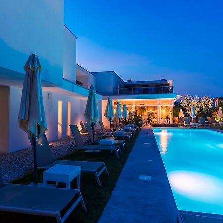Hotel Maximilian Bardolino Bagian luar foto