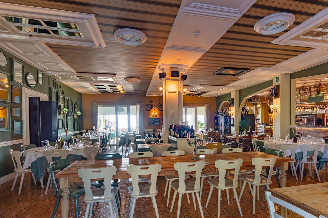 Hotel Maximilian Bardolino Bagian luar foto